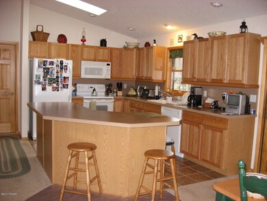 135 Broadmoor Dr, Hawley, PA 18428 - photo 3