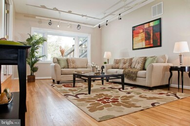 12033 Coldstream Dr, Potomac, MD 20854 - photo 3