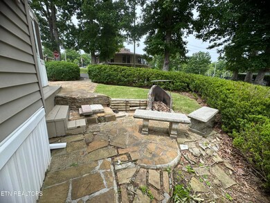 5355 Parkway E unit 106, Cosby, TN 37722 - photo 4