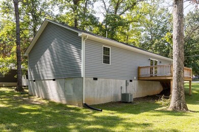 186 Dodge St, Stuarts Draft, VA 24477 - photo 3