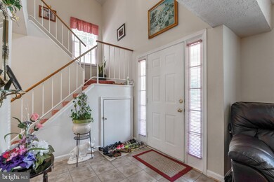 10525 Joyceton Dr, Upper Marlboro, MD 20774 - photo 5