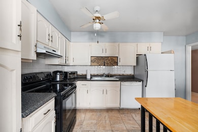 5260 Crossbow Cir unit 18C, Roanoke, VA 24018 - photo 4