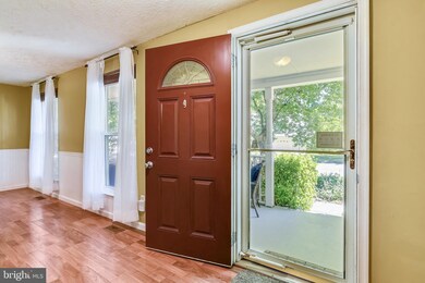 15149 Holleyside Dr, Dumfries, VA 22025 - photo 4