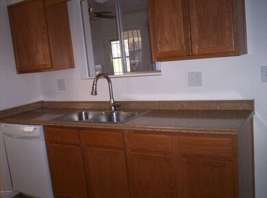 10442 W Caron Dr, Sun City, AZ 85351 - photo 5