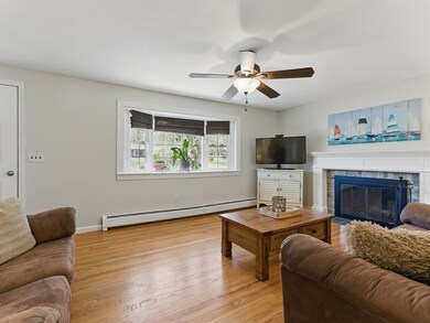 54 Reynolds St, Ludlow, MA 01056 - photo 7