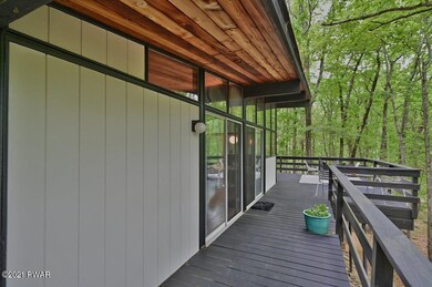 804 Cottonwood Ct, Hawley, PA 18428 - photo 6