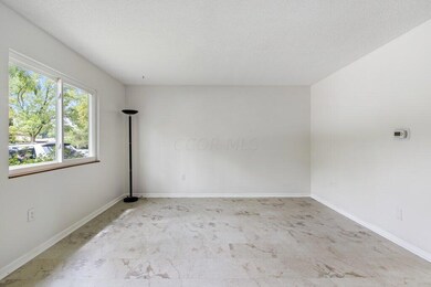 2064 Flanders Court-6.jpg-SMALL