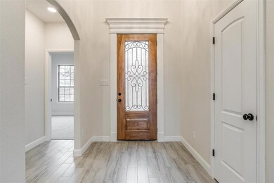 8508 Gibbs Dr, White Settlement, TX 76108 - photo 5