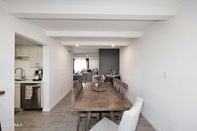 4201 E Camelback Rd 9 Dining:Great Room