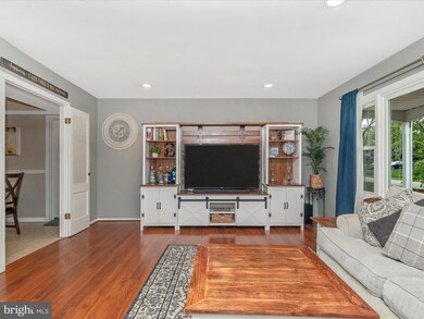 12506 Keynote Ln, Bowie, MD 20715 - photo 3