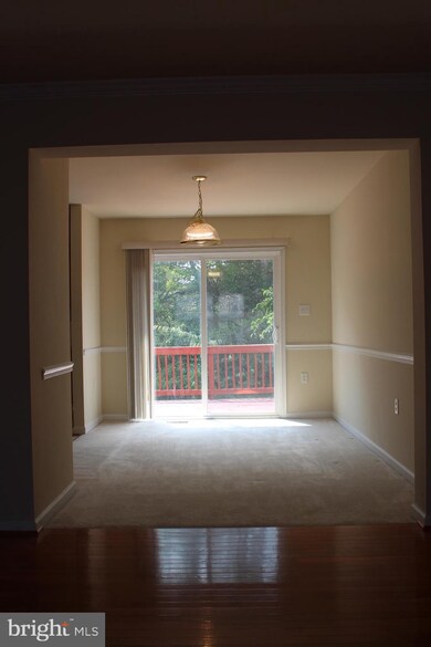 204 Hupps Hill Ct, Strasburg, VA 22657 - photo 5