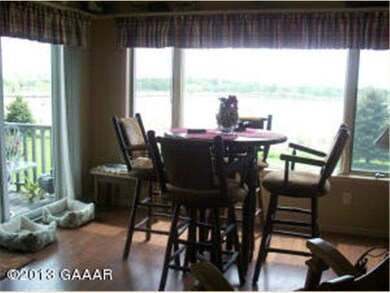 352 Voyager Dr, Alexandria, MN 56308 - photo 5