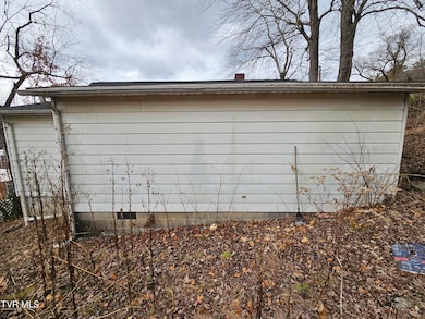 204 High Ave NE, Coeburn, VA 24230 - photo 4