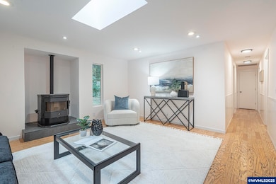 31722 Mcloughlin Dr, Philomath, OR 97370 - photo 4