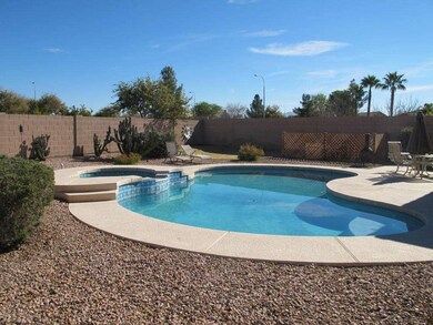 005_Swimming Pool