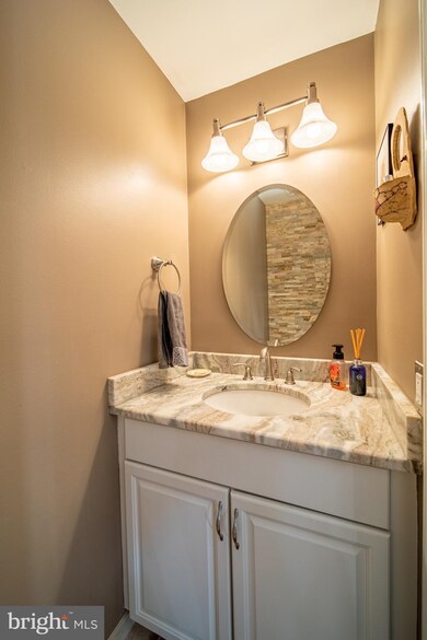 10393 College Square, Columbia, MD 21044 - photo 6