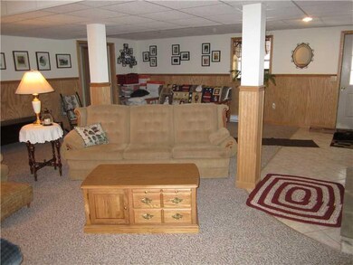 Family Room. SPACIOUS WITH A TOASTY WOODBURNER!
