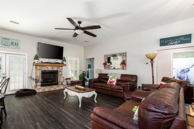 44192 Higginbotham Dr, Callahan, FL 32011 - photo 5