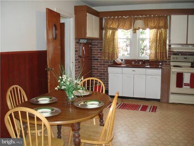 20 Summit Ave, Laurel Springs, NJ 08021 - photo 3