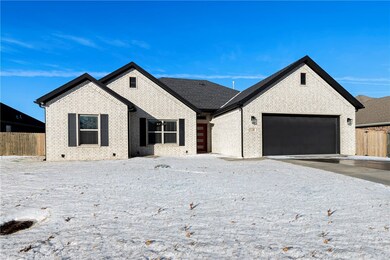 1130 Musket St, Prairie Grove, AR 72753 - photo 2