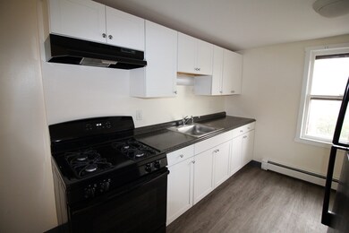 86 Baldwin St unit 3, Lowell, MA 01851 - photo 2