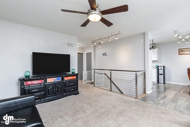 Living Room 20180911-DW-4114-SMALL
