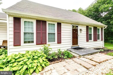 8903 Hooes Rd, Lorton, VA 22079 - photo 6