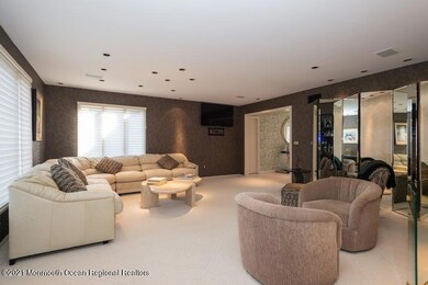 06_254KingfisherDrive_10001_LivingRoom_L