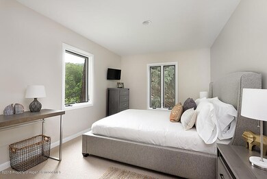 Guest Bedroom2