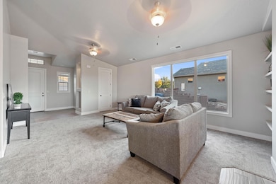 5.Living Room