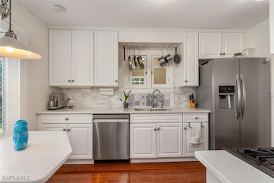 The kitchen is a chef's delight