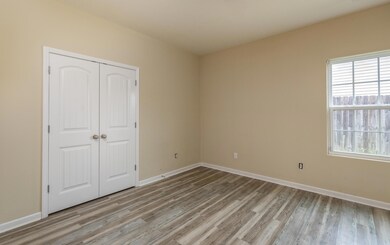 165 Schneider Blvd_-6