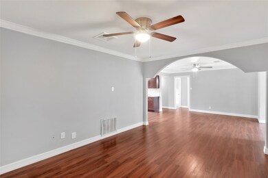 8819 Brackley Ln, Houston, TX 77088 - photo 7