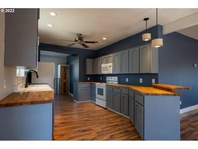 1388 Tutuilla Rd, Pendleton, OR 97801 - photo 6