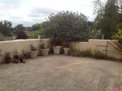 Entryway with beautiful Nipomo countryside views.