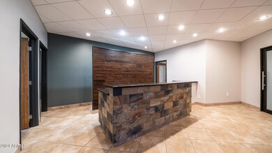 Entrance/Receptionist