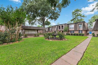 12633 Memorial Dr unit 51, Houston, TX 77024 - photo 2