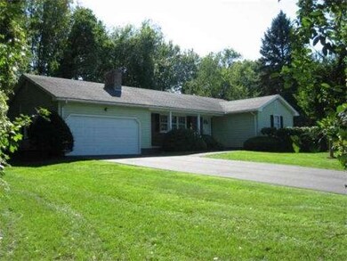 33 Sheerman Ln, Amherst, MA 01002 - photo 2