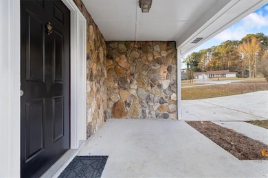 1786 Dunbarton Dr, Lithonia, GA 30058 - photo 5