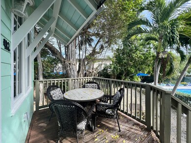 Porch|Balcony