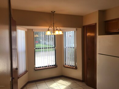 4342 Melissa Ct W, Jacksonville, FL 32210 - photo 6