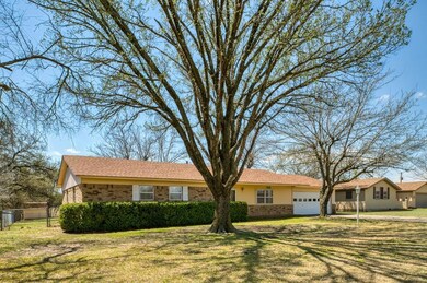 108 Circle Dr, Willow Park, TX 76087 - photo 3