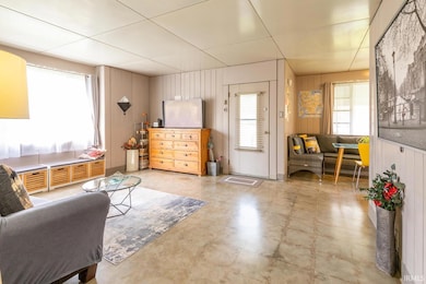 1901 E Maxwell Ln, Bloomington, IN 47401 - photo 5