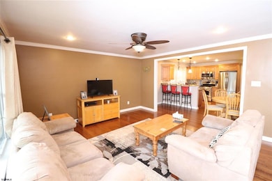 211 W Glencove Ave, Northfield, NJ 08225 - photo 4