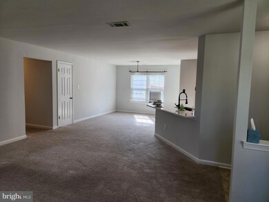 731 B Cedar Crest Dr unit B, Warrenton, VA 20186 - photo 2