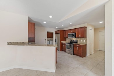 3 S Granada Ln, Port Saint Lucie, FL 34952 - photo 3