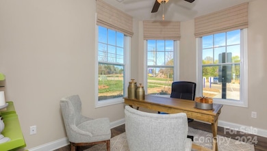 271 Creekview Rd, Hendersonville, NC 28792 - photo 5