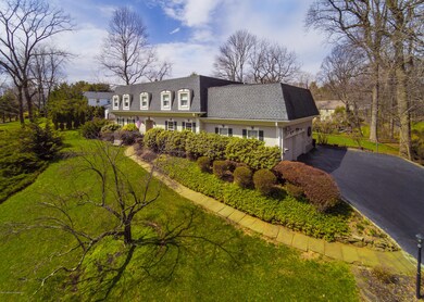 10 Alicia Ct Middletown NJ-print-009-13-