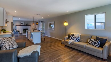 Living Room (1)