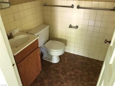 5334 Mardale Ave, Bedford, OH 44146 - photo 5